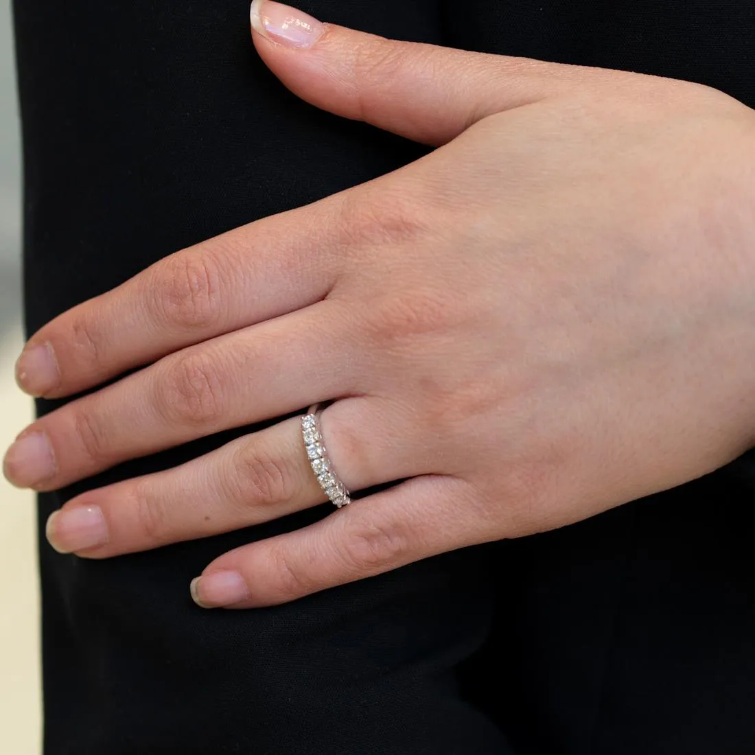 Anello riviere in oro bianco con diamanti mis 14.5