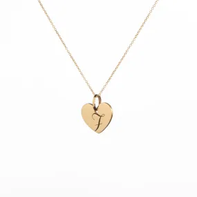 Collana con pendente a cuore con iniziale personalizzata in oro 18kt