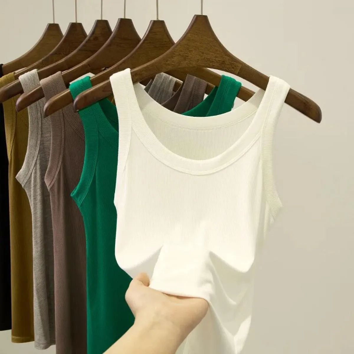 Gilet modale da donna, estivo, sottile, in maglia larga, senza maniche, maglietta casual, tutti abbinati, top basic