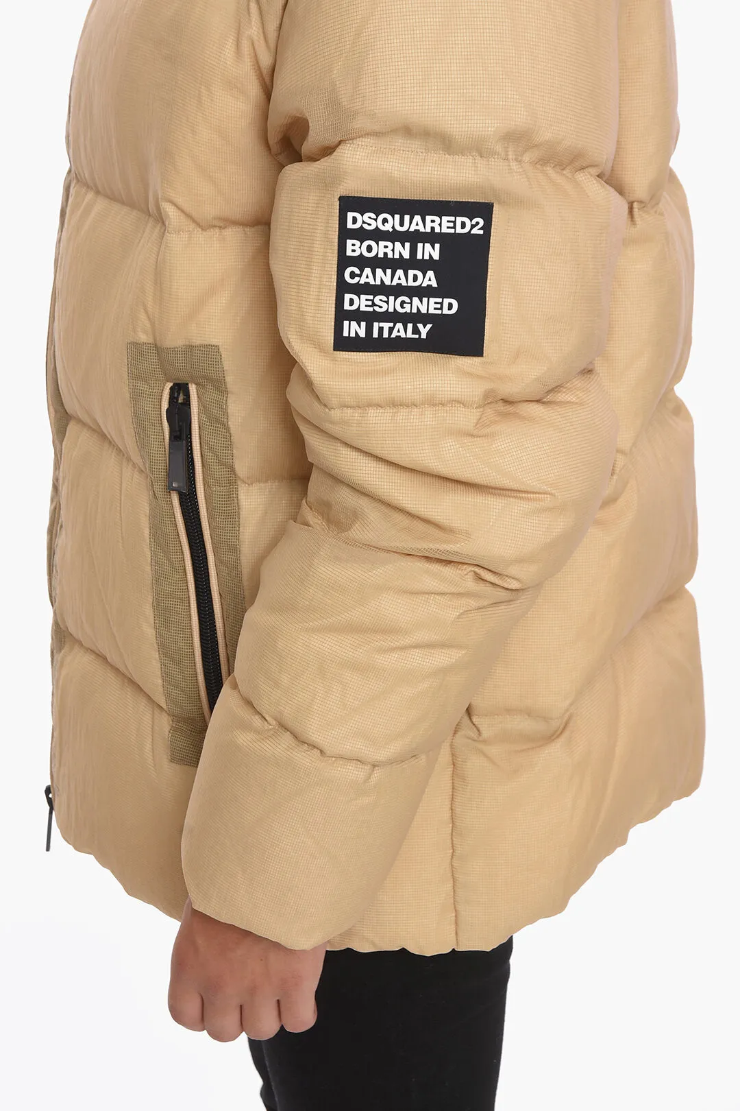 Giubbotto Imbottito Con Cappuccio E Coulisse