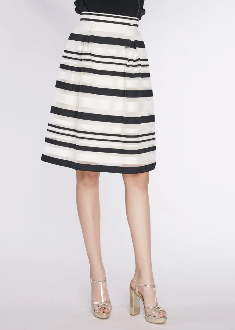 Gonna a ruota in organza a righe