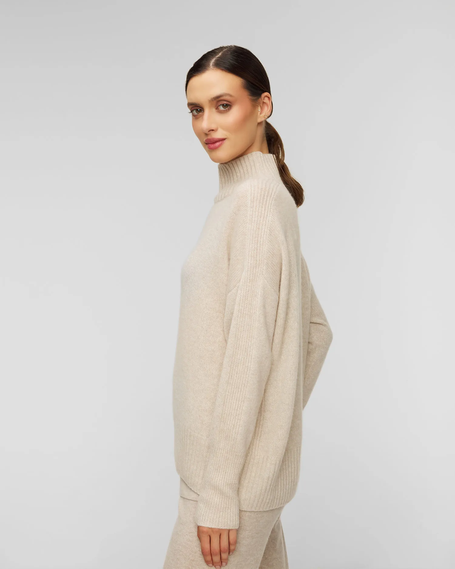 Maglione in cashmere da donna Allude Mockneck a collo alto 11156-48