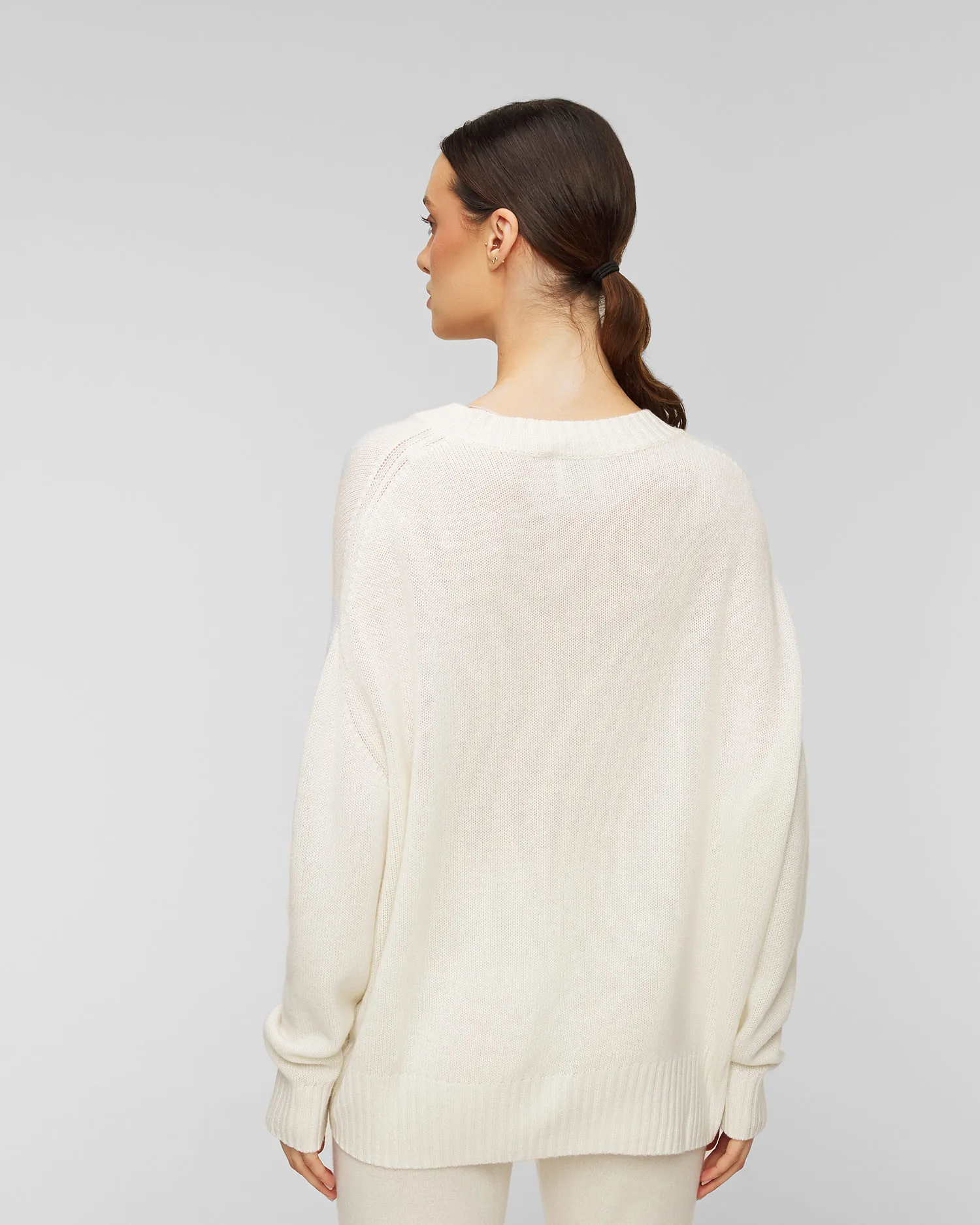 Maglione in cashmere da donna Allude V-sweater 11155-40