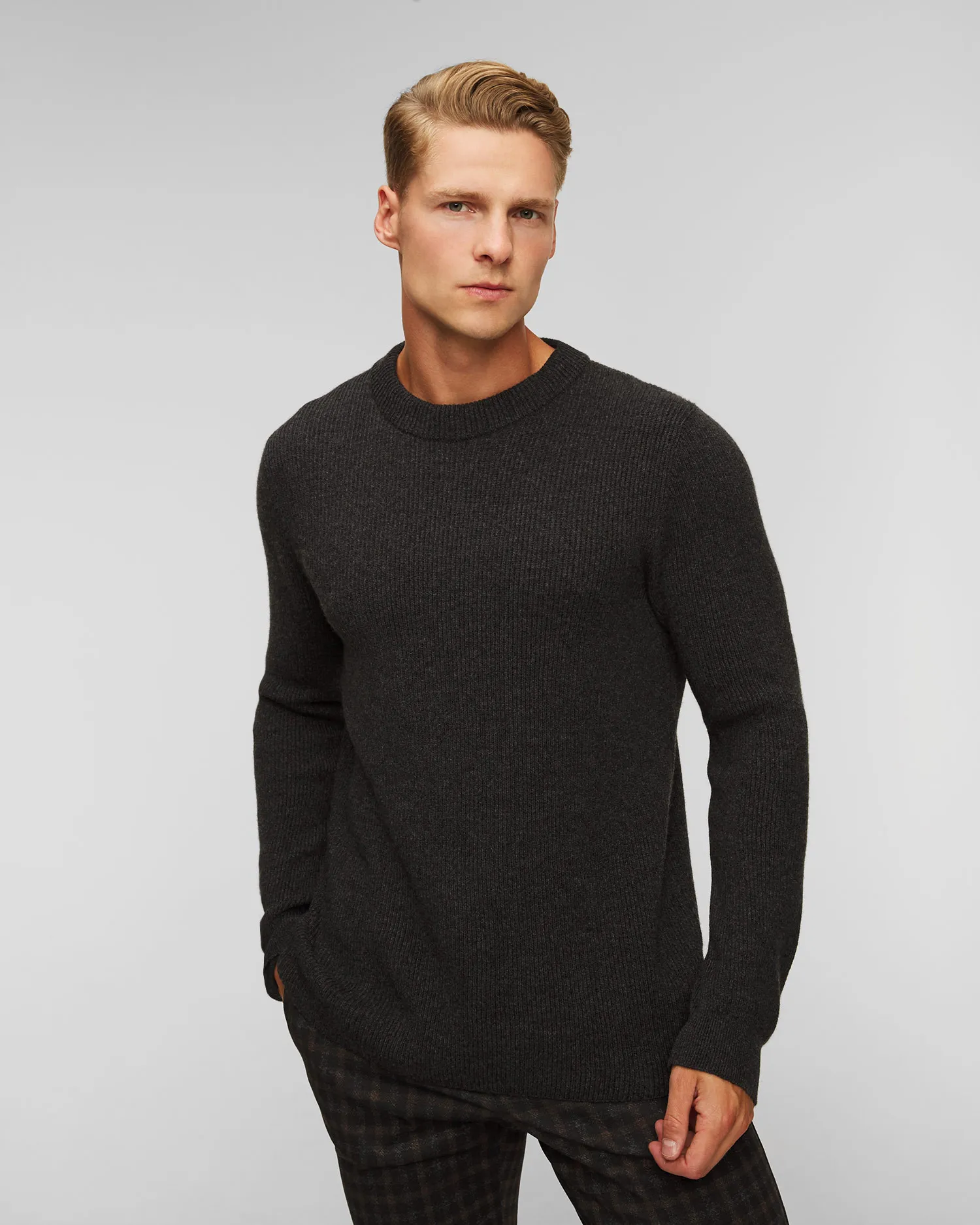 Maglione in cashmere da uomo Johnstons of Elgin kap05144ha71654-ha7165