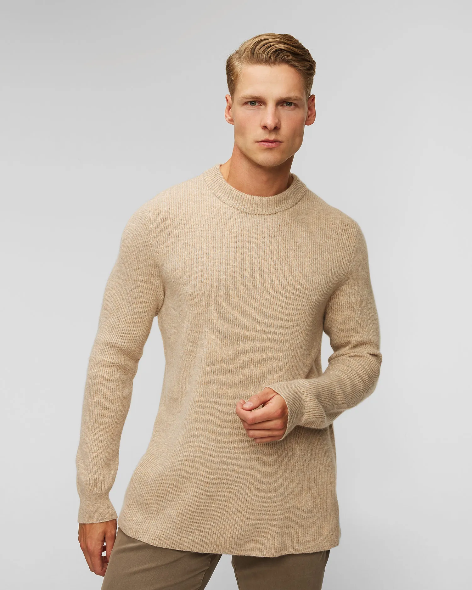 Maglione in cashmere da uomo Johnstons of Elgin kap05144hb02104-hb0210