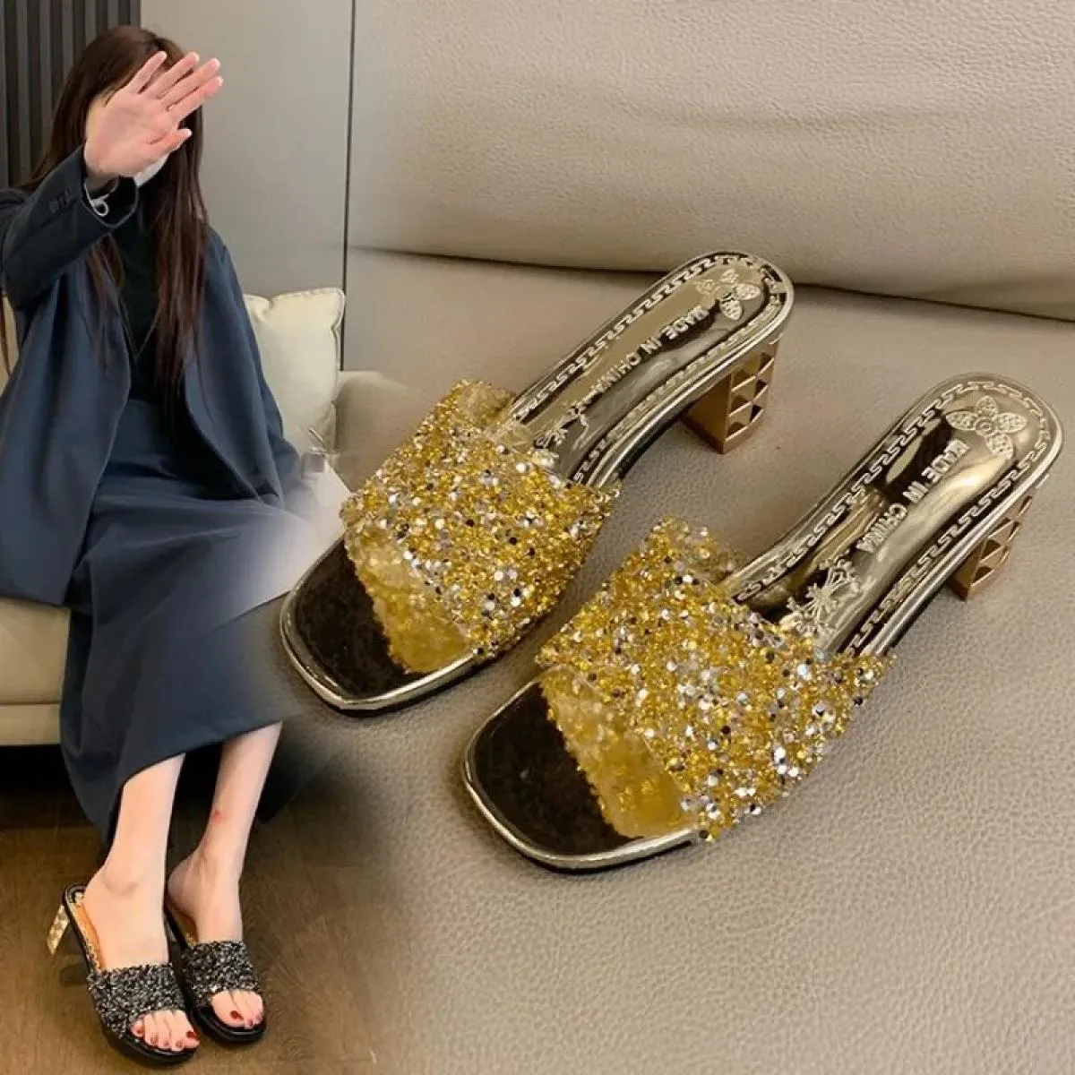 Nuova sfilata di moda sandali pantofole donna novità slip on seta 4 cm tacco quadrato stile festa ballo scarpe da donna nere