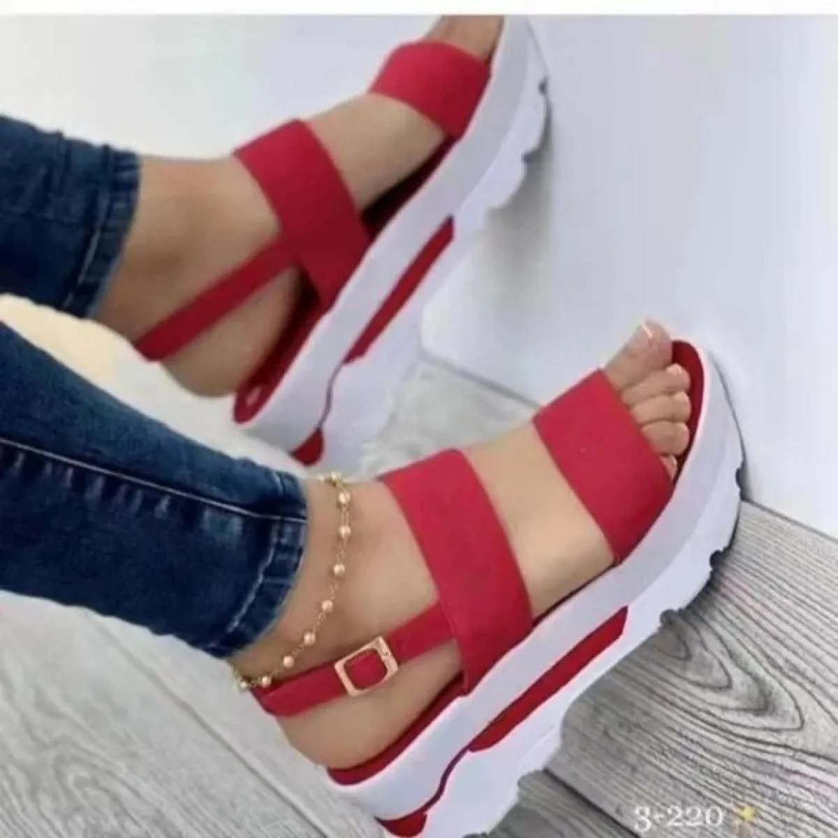 Scarpe da donna 2023 cinturino con fibbia di alta qualità sandali da donna sandali giornalieri estivi sandali con fondo spesso d